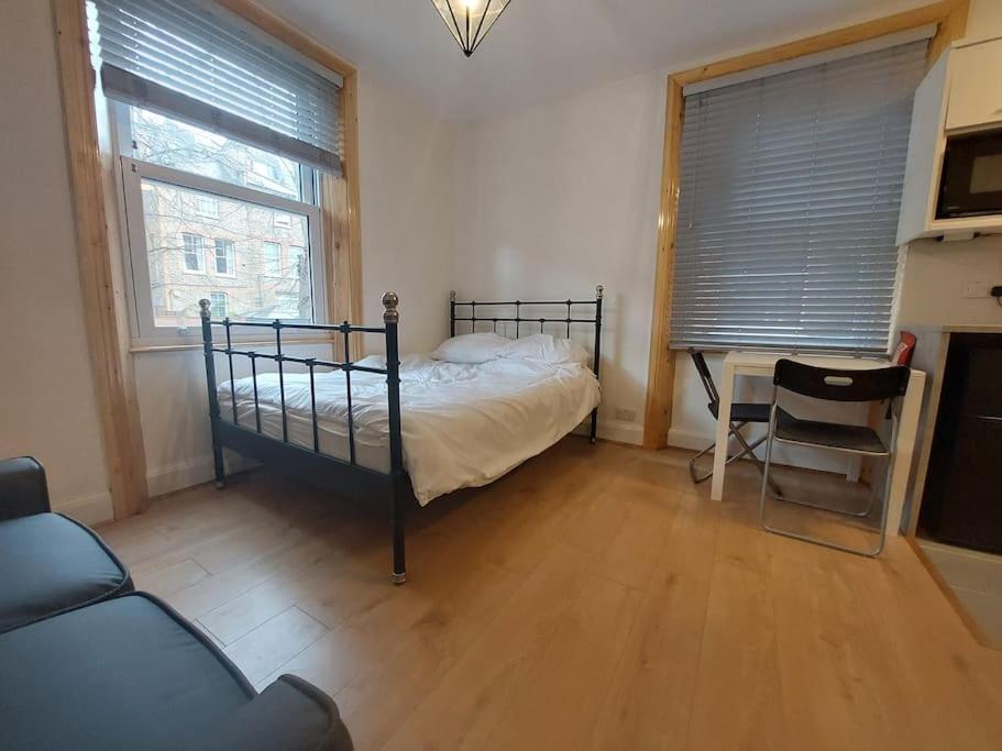 Newly Refurbished Studio London Luaran gambar